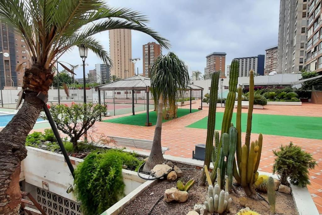 Benidorm Gemelos II One, Impresionante Vista 外观 照片